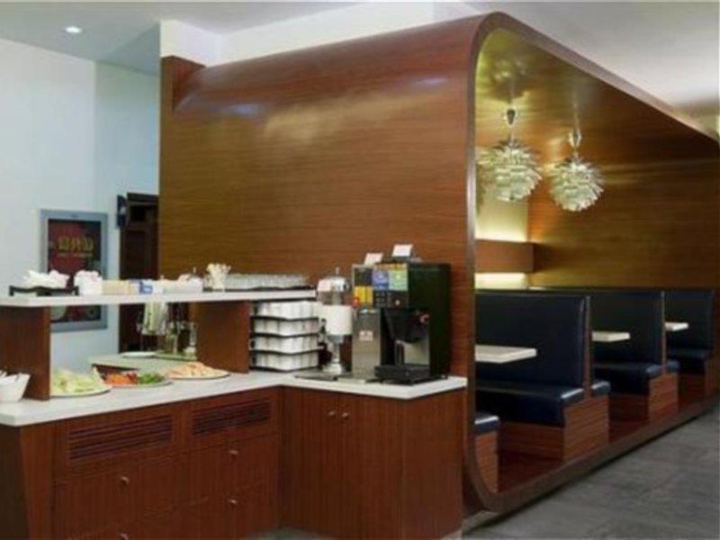 Holiday Inn Express Shenzhen Luohu Екстер'єр фото